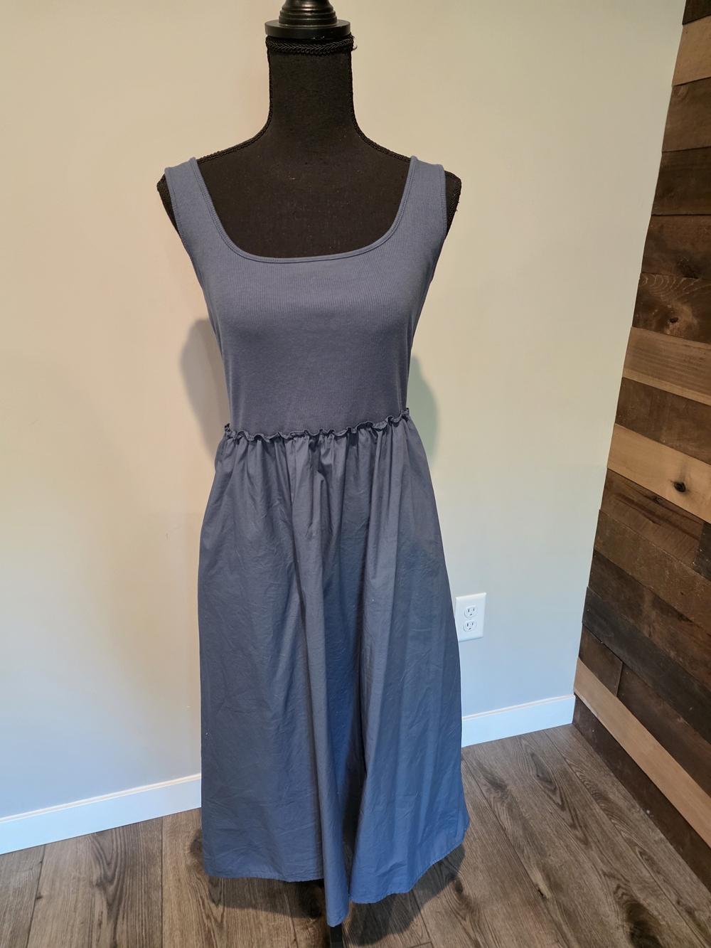 Sleeveless Blue Maxi Dress - Casual Gathered Waist